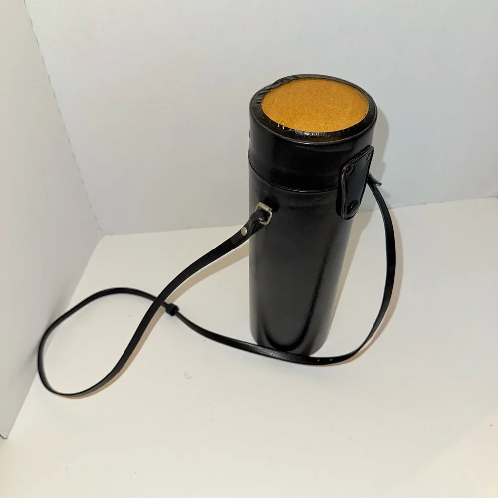 Tamron Auto Zoom 1:3.8 80-250mm Lens compatible with Nikon.